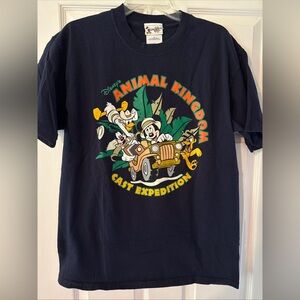 Vintage Disney Animal Kingdom Cast Expedition Short Sleeve Tee in Dark Blue, L